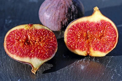 무화과는 고르는 것도 중요하지만 보관하는 게 더 중요합니다.