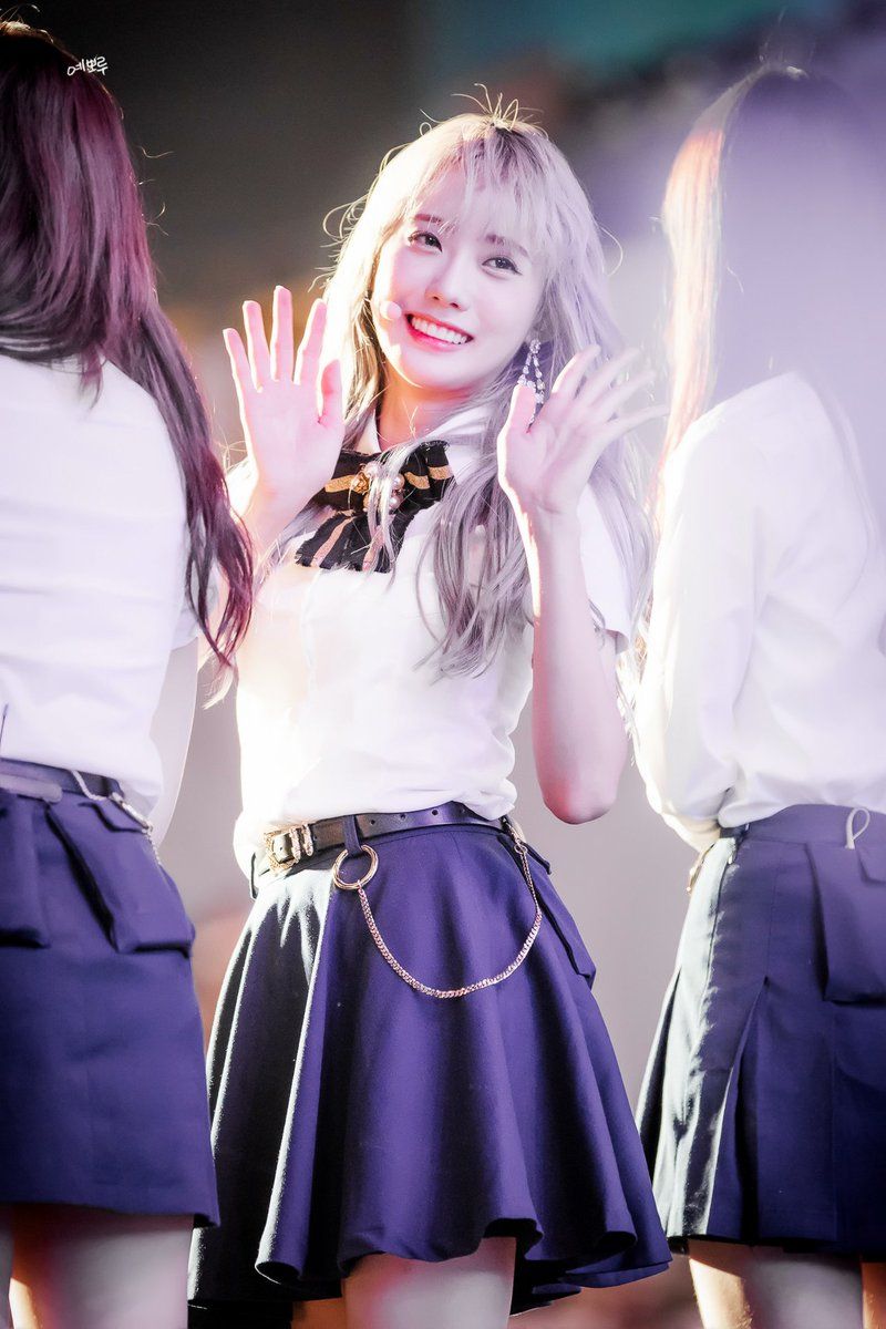 우주소녀 루다 인스타그램 사진 몸매