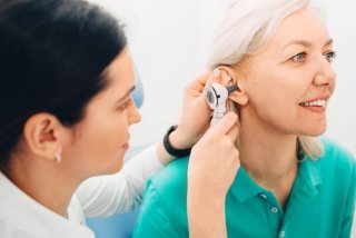 보청기 청각장애 난청 지원금 노인 보조금 신청혜택 사진