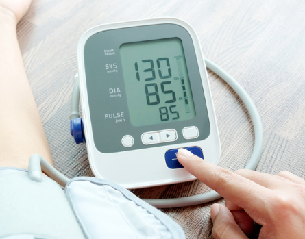 심장과 혈관에 부담을 주는 대표적 위험 요소