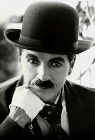 찰리 채플린과 관련된 사진