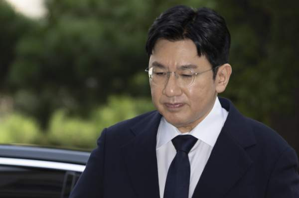 방시혁 구속영장 반려 프로필 나이 겷혼 자녀 주식