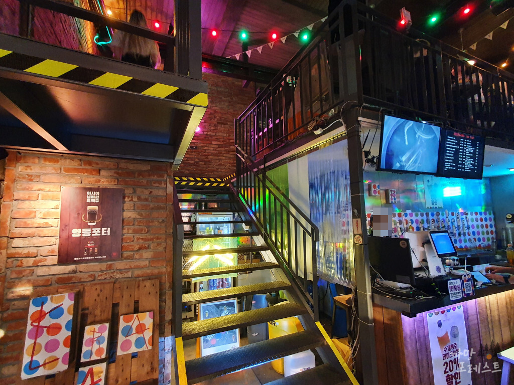 비어바나 실내 1층