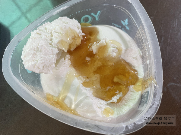 요즘-그릭요거트-꿀