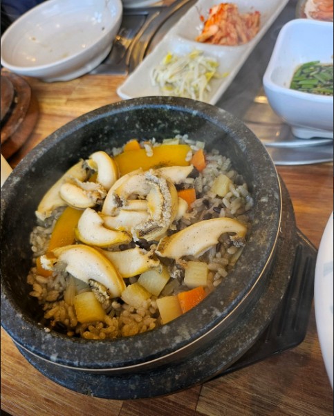 동피랑 전복마을 메뉴 이미지