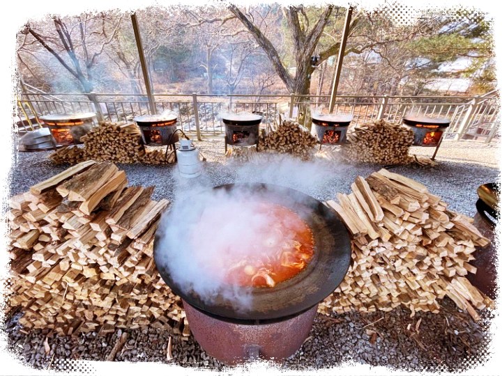 노포의-영업비밀-21년-노포-솥뚜껑-닭볶음탕-누룽지백숙-맛집-경기-가평-은둔식달-식당