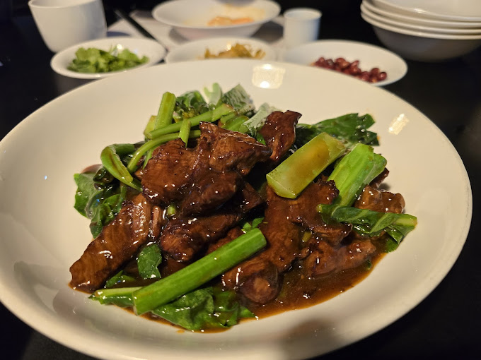 마포 서교동 멘보샤집 '진진'