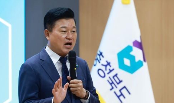 신용한 충북지사