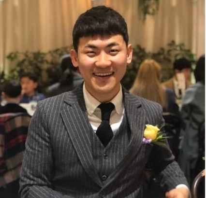 구독자 196만 유튜브 채널 피식대학 월 수익 이용주 김민수 정재형 나이 프로필 학력