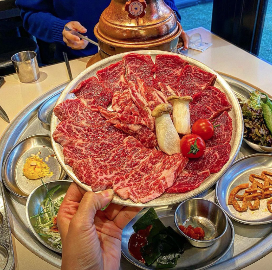 신촌역 고깃집 추천 쟁반집8292 신촌점