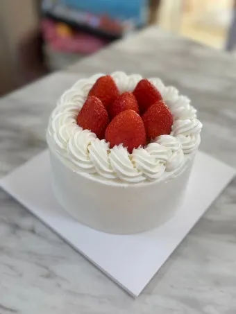 케이크 예약 선물 생크림 가나슈 과일 기념일에 딱 맞는 디자인 고르기_12