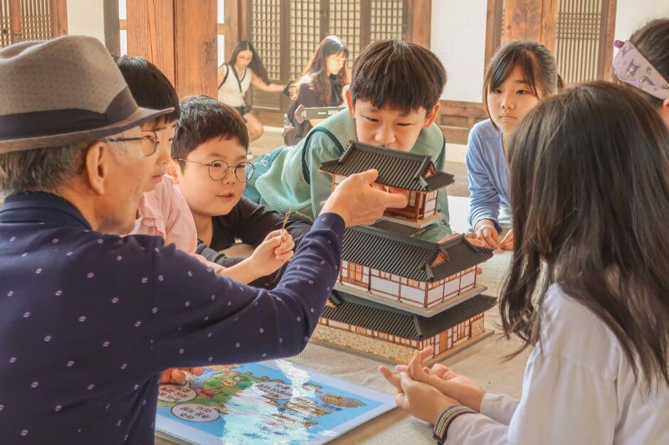 2025 공공한옥 밤마실: 초하의 밤, 고요한 한옥에서 만나는 전통의 향기