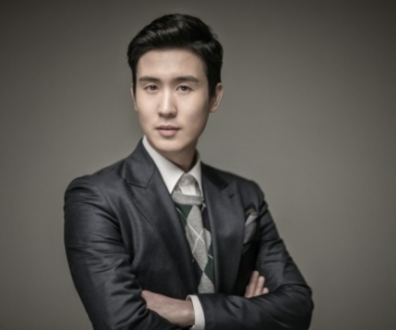 신유 수트
