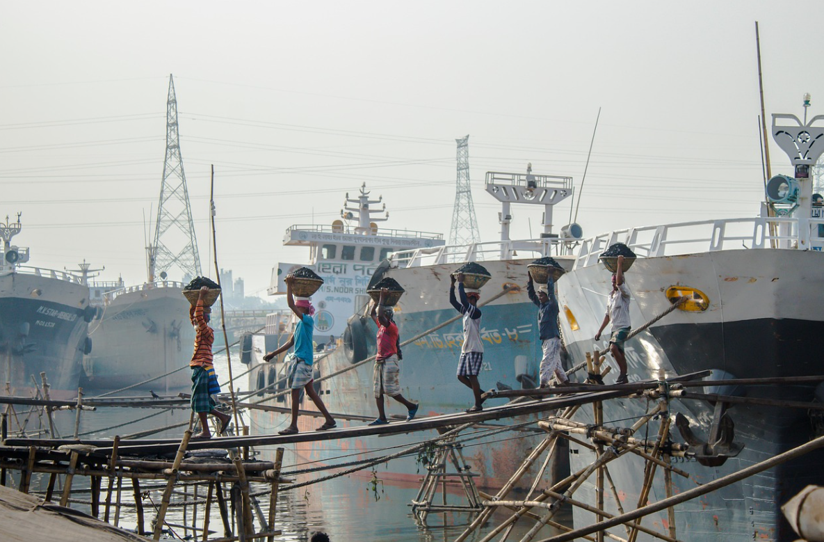 ⚡ 발전소 '죽음의 고리', 하청·재하청 끊을 때: 안전한 대한민국을 위한 제언