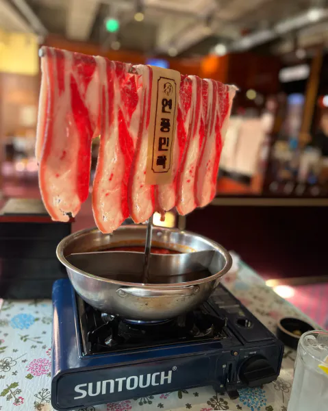 생생정보 기다려야 제맛 홍백 커튼 샤브샤브