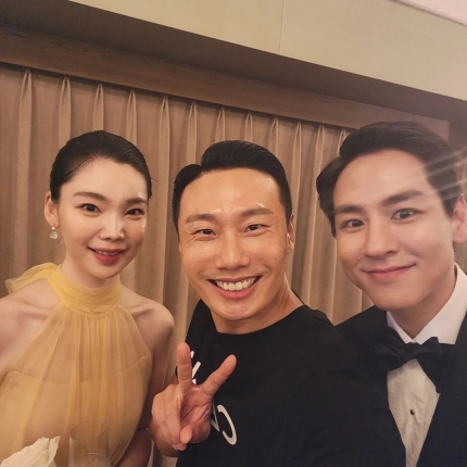 돌싱글즈2' 멤버인 이창수와 함께