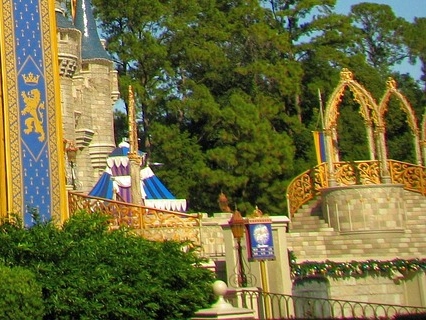 디즈니런 서울 2025 여의도 마라톤 개최 캐릭터 코스프레까지 참가접수는?