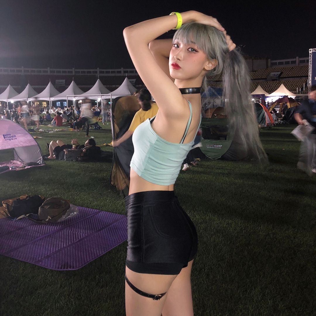 시크한 스타일의 데일리룩 패션스타일 사진 모음 시크한 스타일의 데일리룩 패션스타일 사진 모음