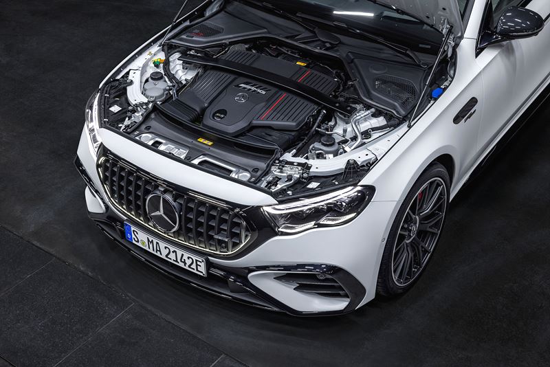 메르세데스 AMG E53 하이브리드, 2025년 성능 가격 완벽 정리