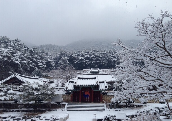 겨울의 도산서원
