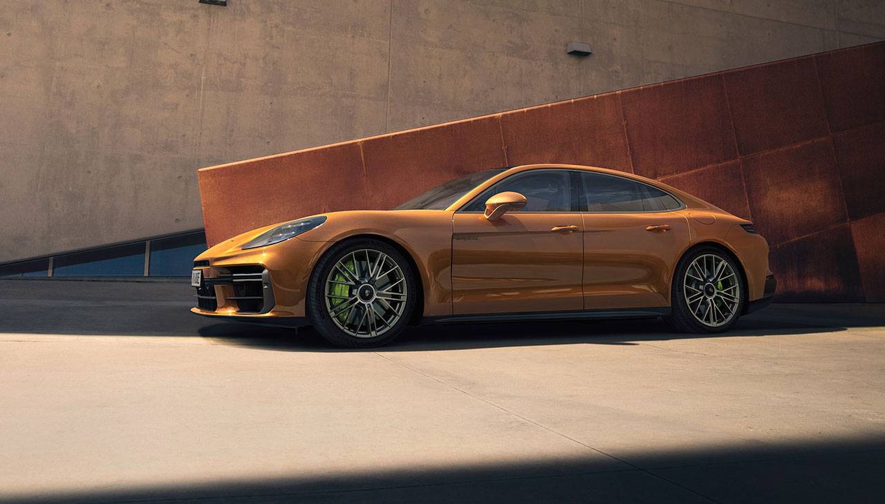 2025 포르쉐 파나메라 E-하이브리드 특징