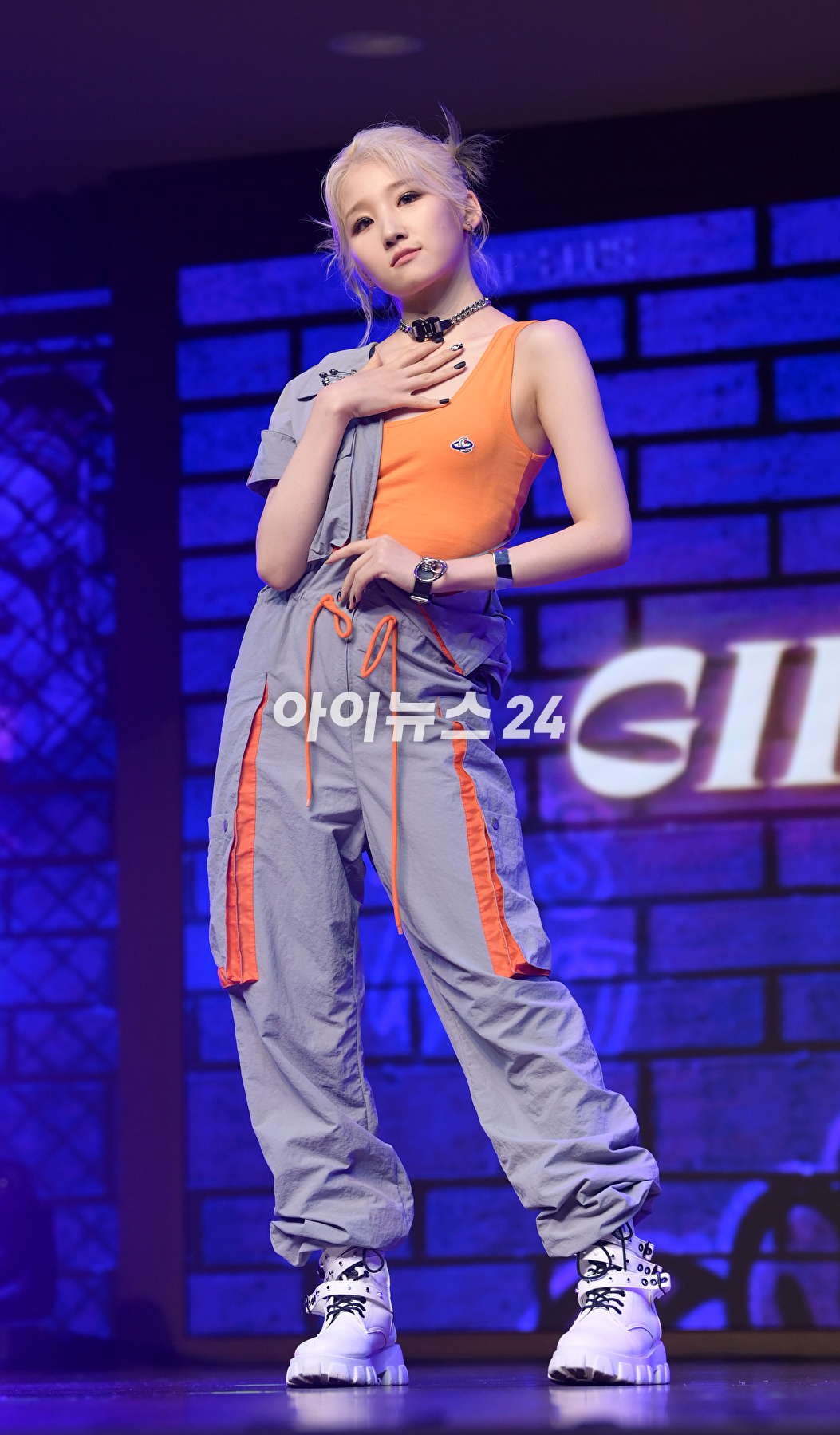 그룹 라필루스 샤나가 21일 오후 서울 강서구 스카이아트홀에서 진행된 라필루스(Lapillus) 두 번째 미니앨범 '걸스 라운드 파트 2'(GIRL's ROUND Part. 2) 발매 기념 쇼케이스에 참석하고 있다. [사진=정소희 기자]