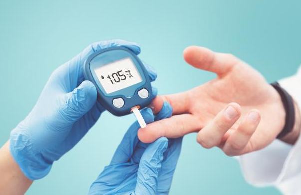 혈당스파이크 체중관리 다이어트 대사증후군 인슐린저항성 당뇨예방 연속혈당측정 거꾸로식사법 식후운동 건강한식습관