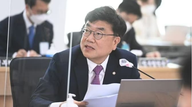 간첩 58명 묻힌 북한군 묘지를...文정부는 평화공원 조성 시도했다