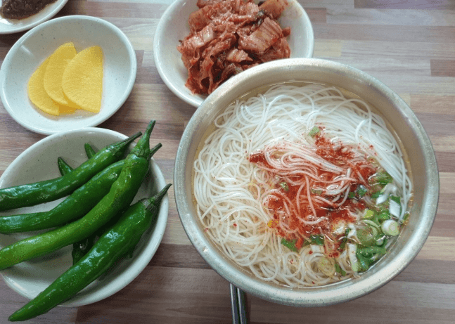 생방송투데이 추억의 잔치국수 할머니국수