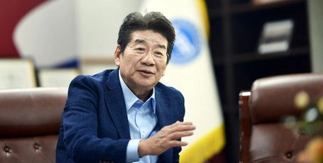 강석호 국회의원 프로필 나이 고향 학력 지역구 