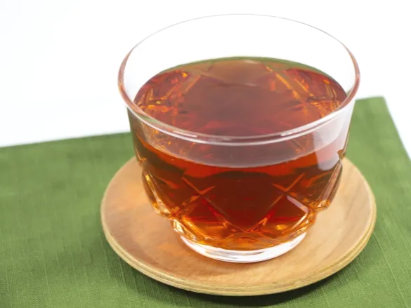 따뜻한 둥굴레차