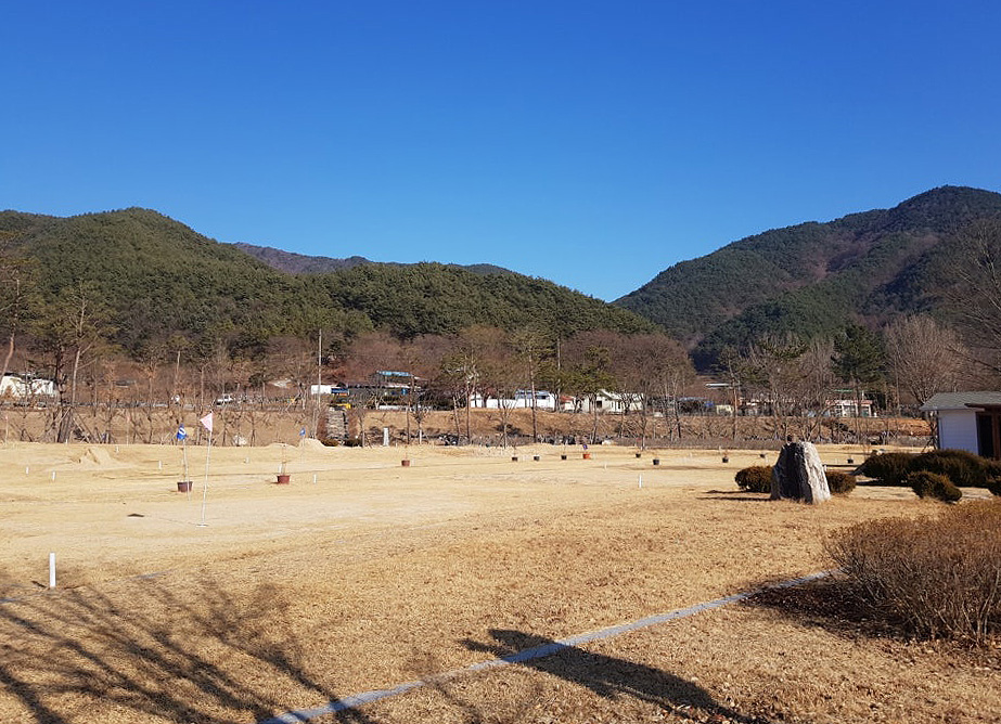 산청군파크골프장 (시천파크골프장, 산청군 덕산구장)
경상남도 산청군 시천면 사리 900-48