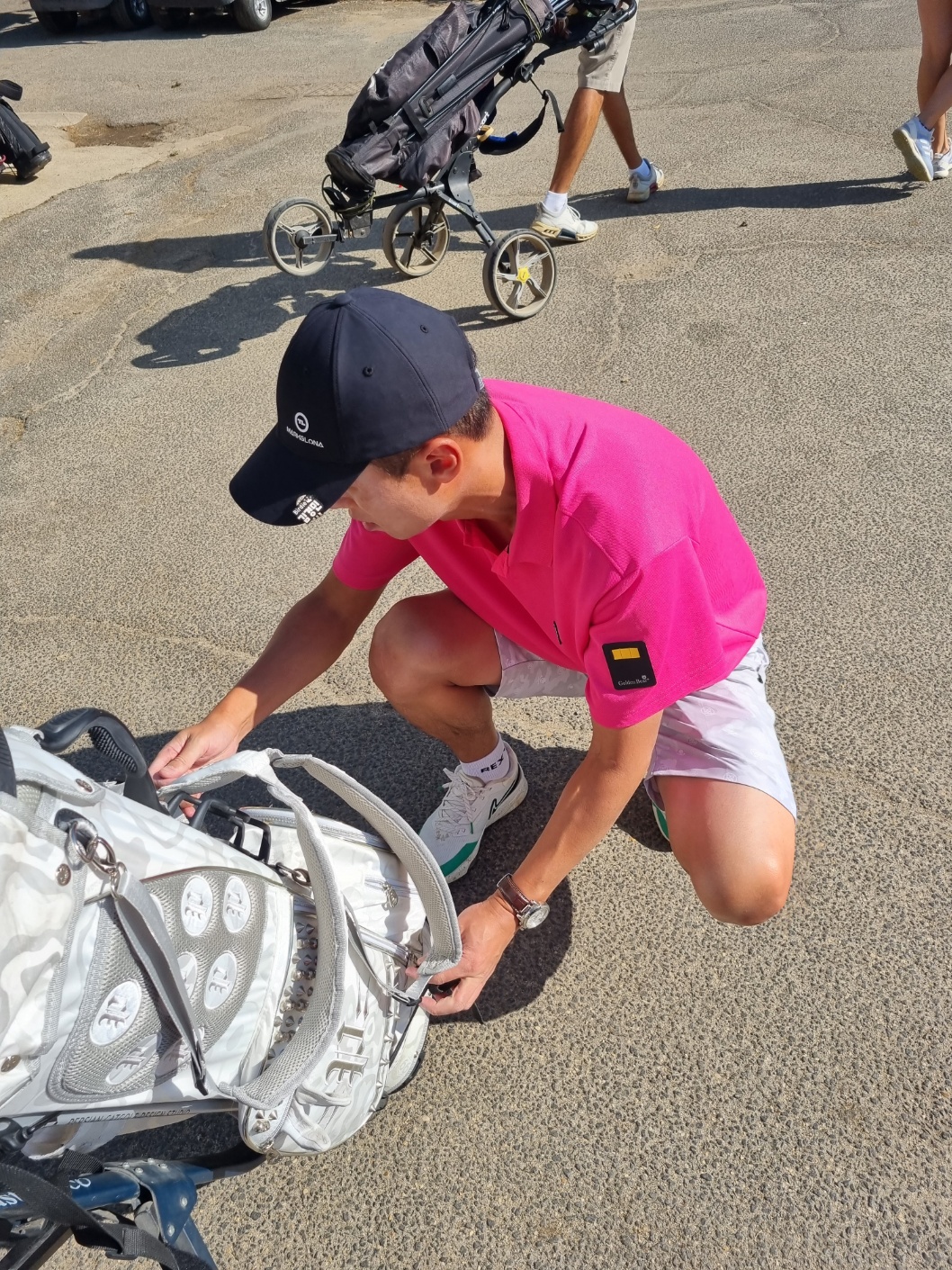 이탈리아 골프장의 트롤리