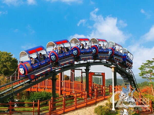 충남 예산군 '예당호 출렁다리' 소개