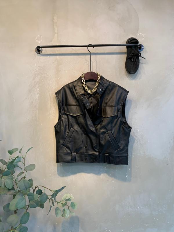 틸레 더블 버튼 포켓 레더 조끼 C