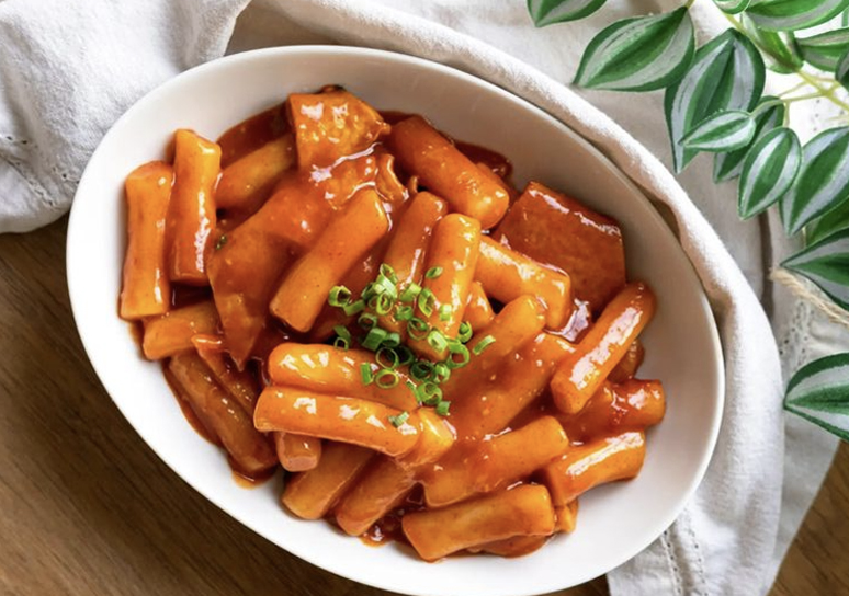 글루텐프리 빵과 케이크 등의 음식의 특징들