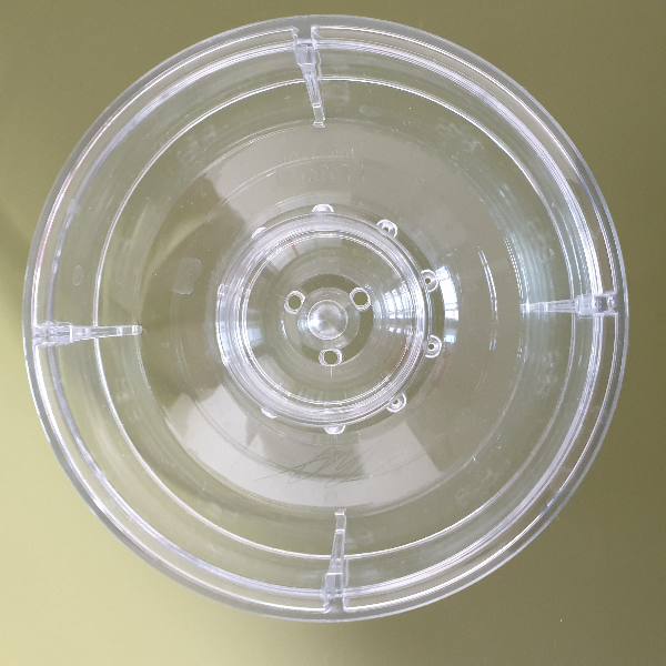 하리오 V60 드립 어시스트 : 초보자도 맛있는 커피를 추출할 수 있다._하리오 V60 드립 어시스트 상부 모습_2열 구멍