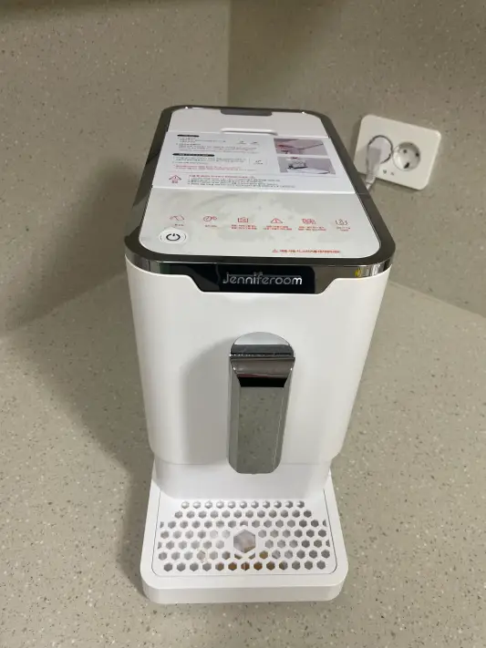 제니퍼룸 전자동 커피머신