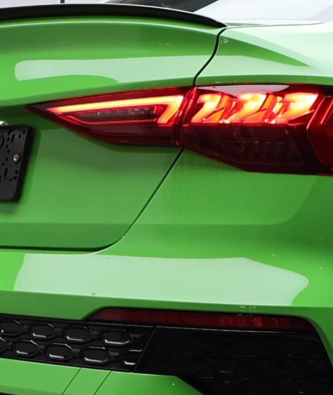 국내출시-아우디RS3-뒷모습