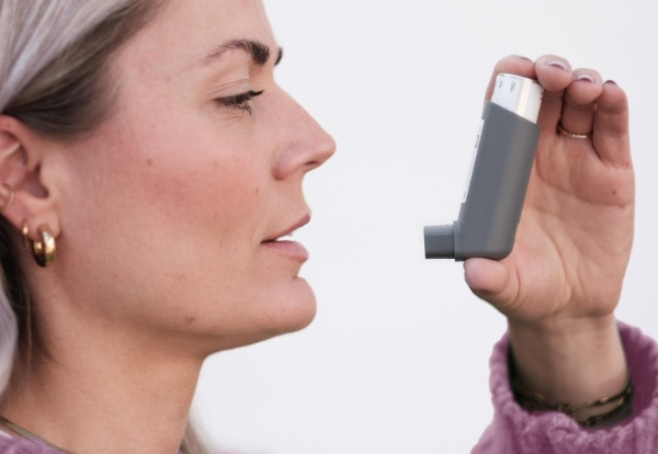 갑자기 발생하는 호흡곤란의 주요 원인과 대처 및 예방 법 관련 사진