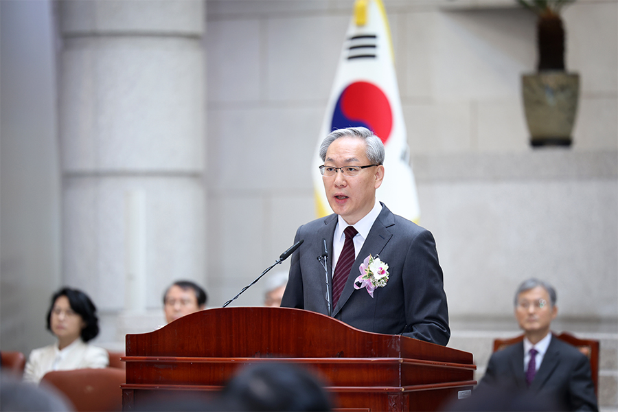 엄상필&amp;#44; 신숙희 대법관 취임식