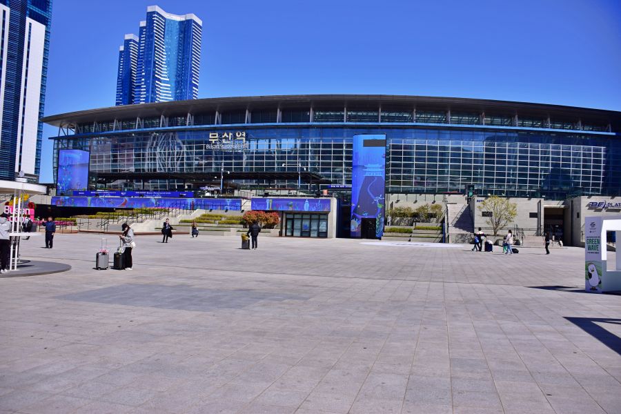 부산역 광장 2023년 4월