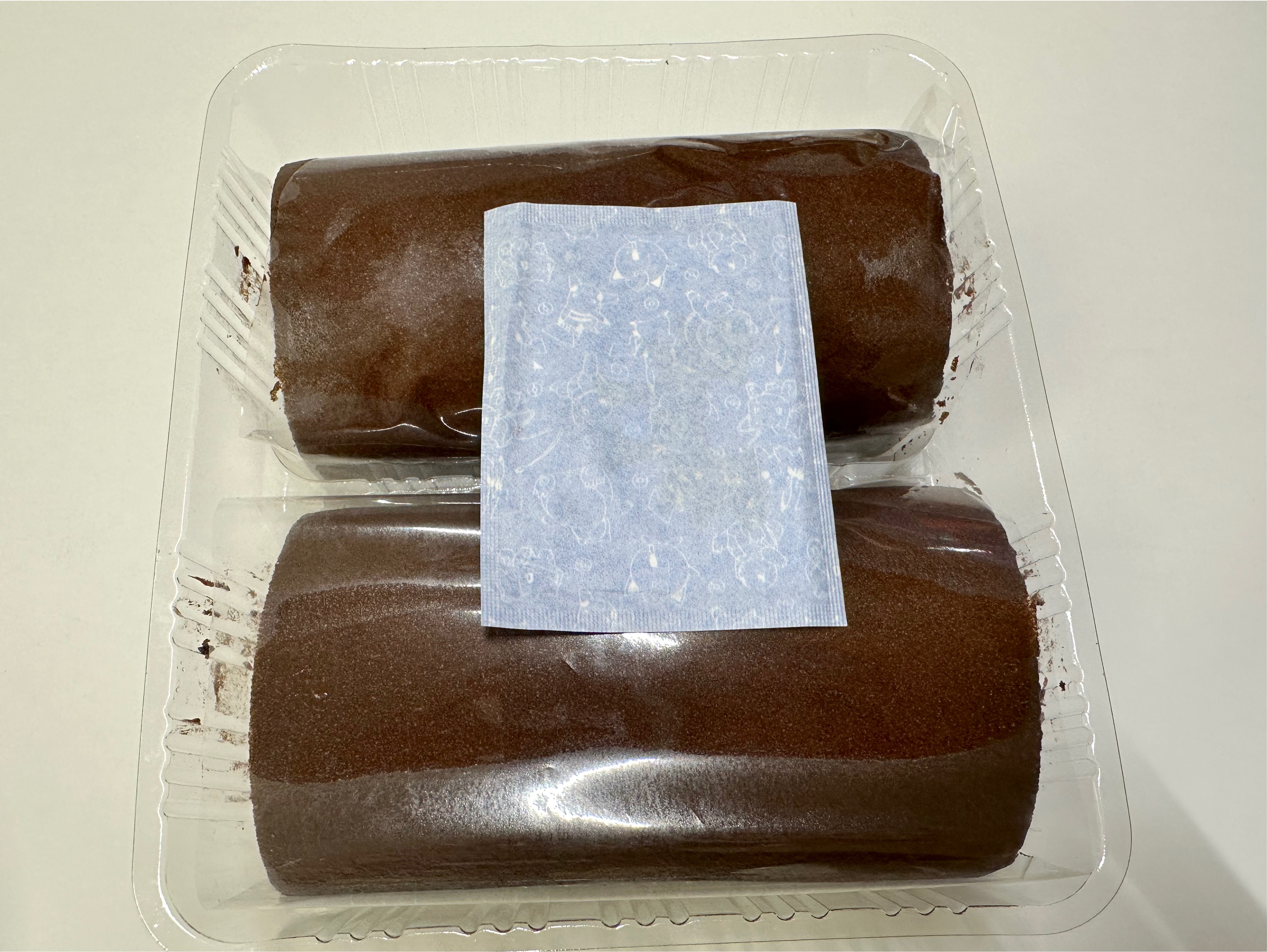 거대해진 로켓단 초코롤 포켓몬빵