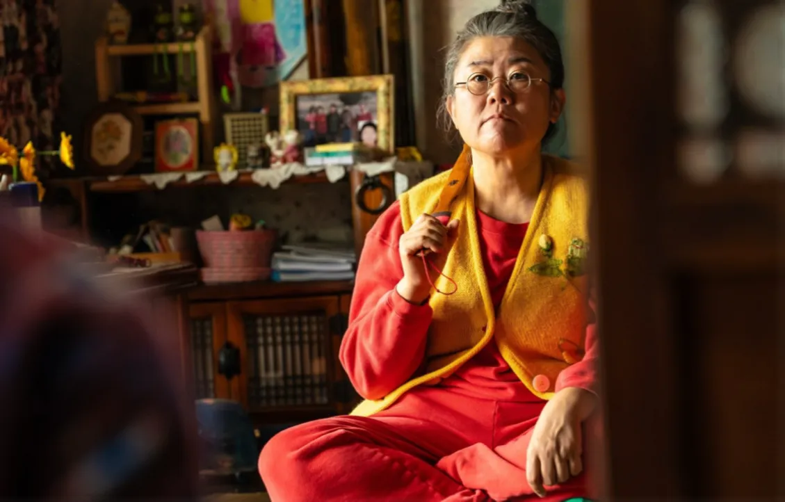 좀비딸 신기록, 조정석 좀비딸 1위, 조정석 영화, 여름 흥행 불패, 한국 코미디 영화, 박스오피스 1위, 좀비딸 후기, 좀비딸 평점, 조정석 코미디, 2025 영화 흥행, 천만 영화 후보, 좀비딸 박스오피스, 좀비딸 개봉 첫날, 한국 영화 최고 오프닝, 여름 영화 추천