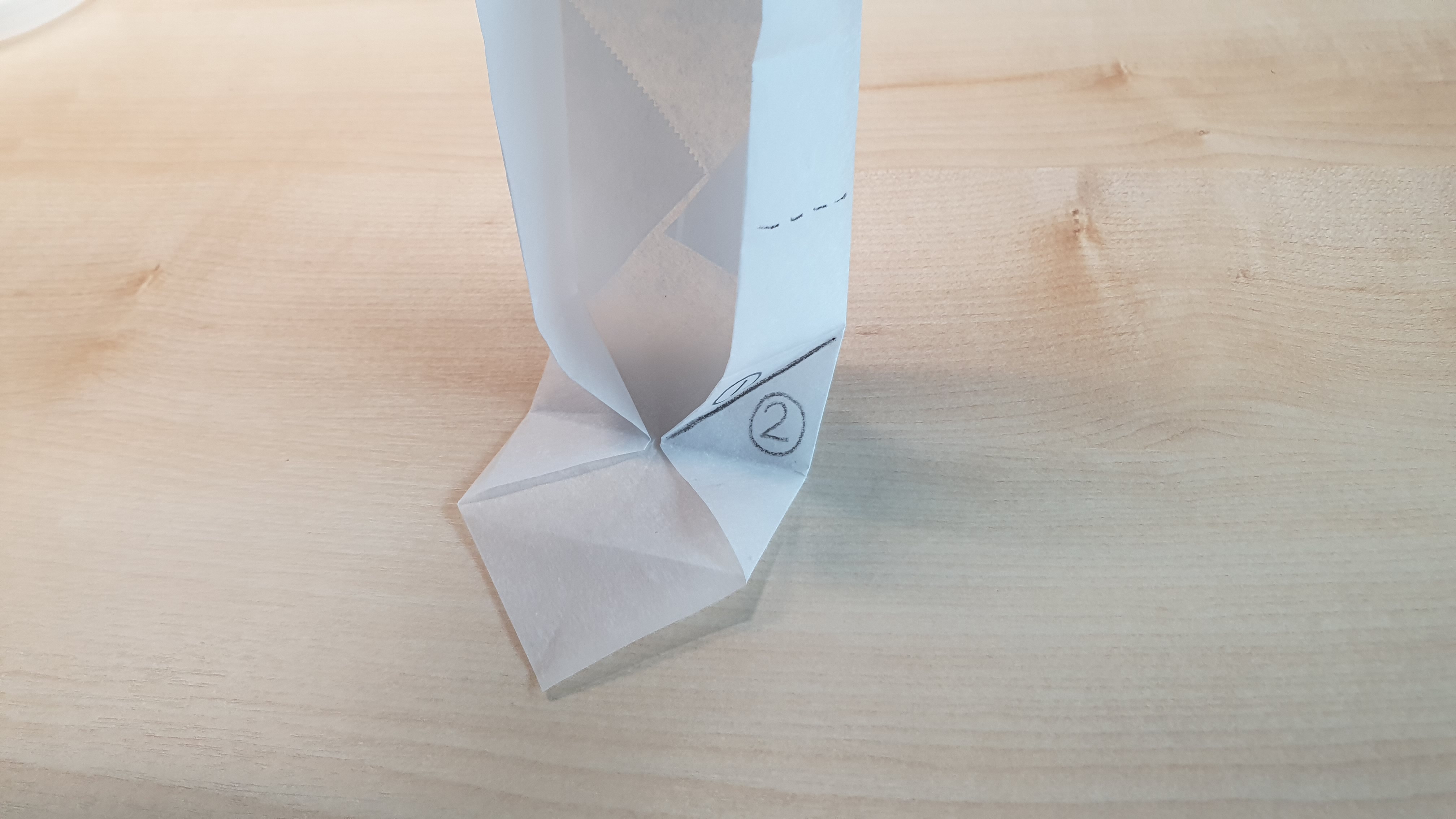 선-맞춰-종이-접기