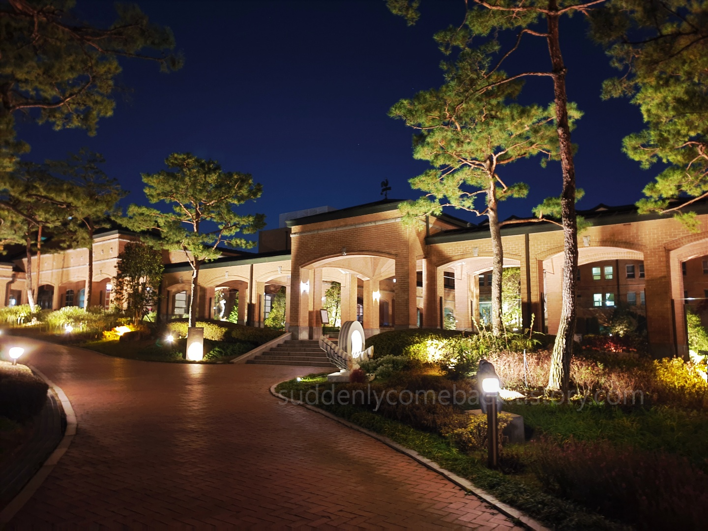 메이필드-호텔-아름다운 야경