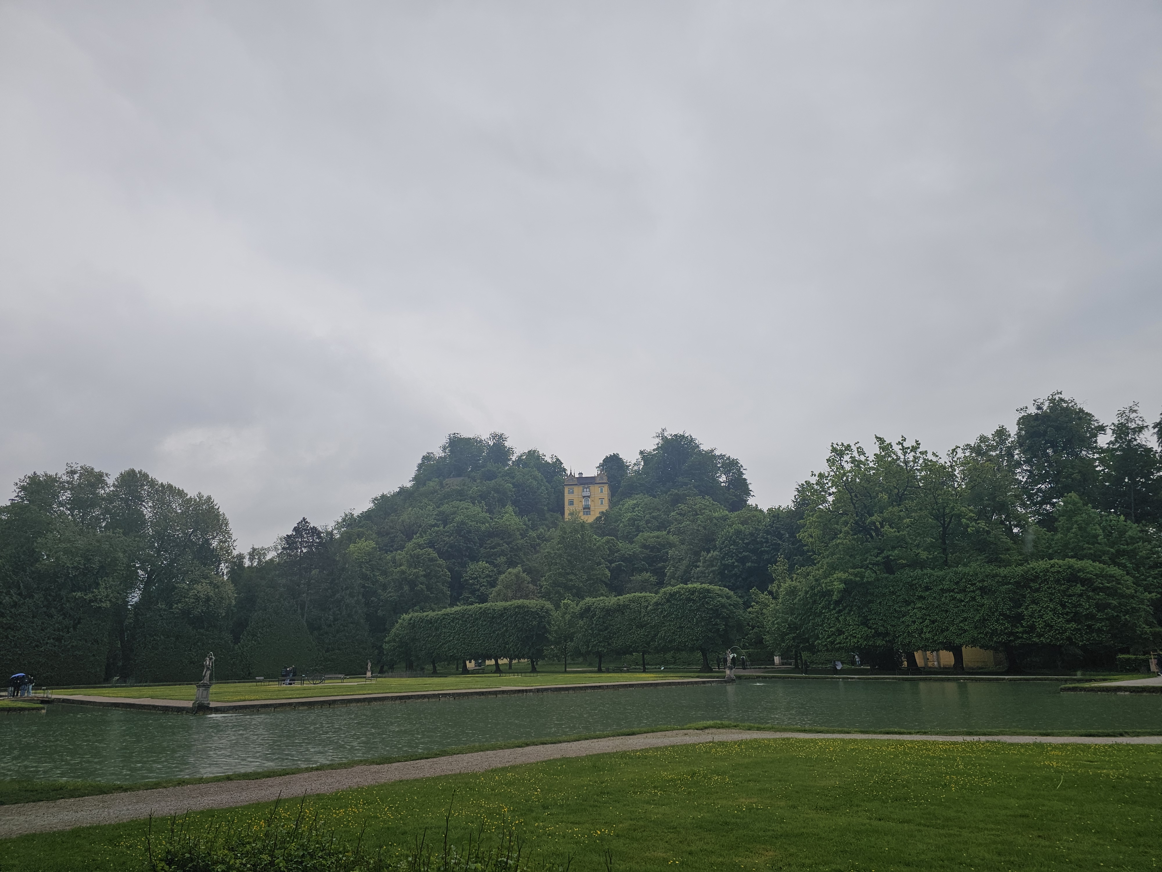 헬브룬 궁전 정원