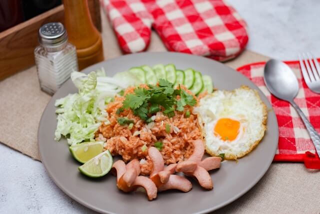 자취생 한 끼 에어프라이어 요리 계란볶음밥