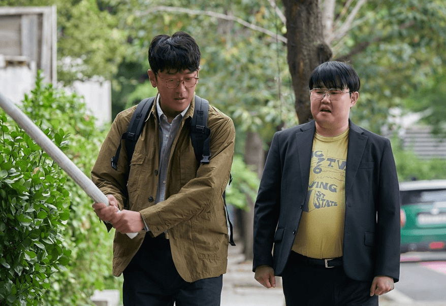 로비는 기술력과 돈