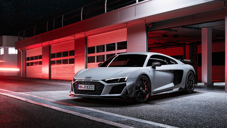 2023-아우디-R8